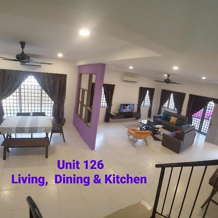 Ipoh Family Villa-Spacious Stay For 21 Or 42Pax Exterior foto