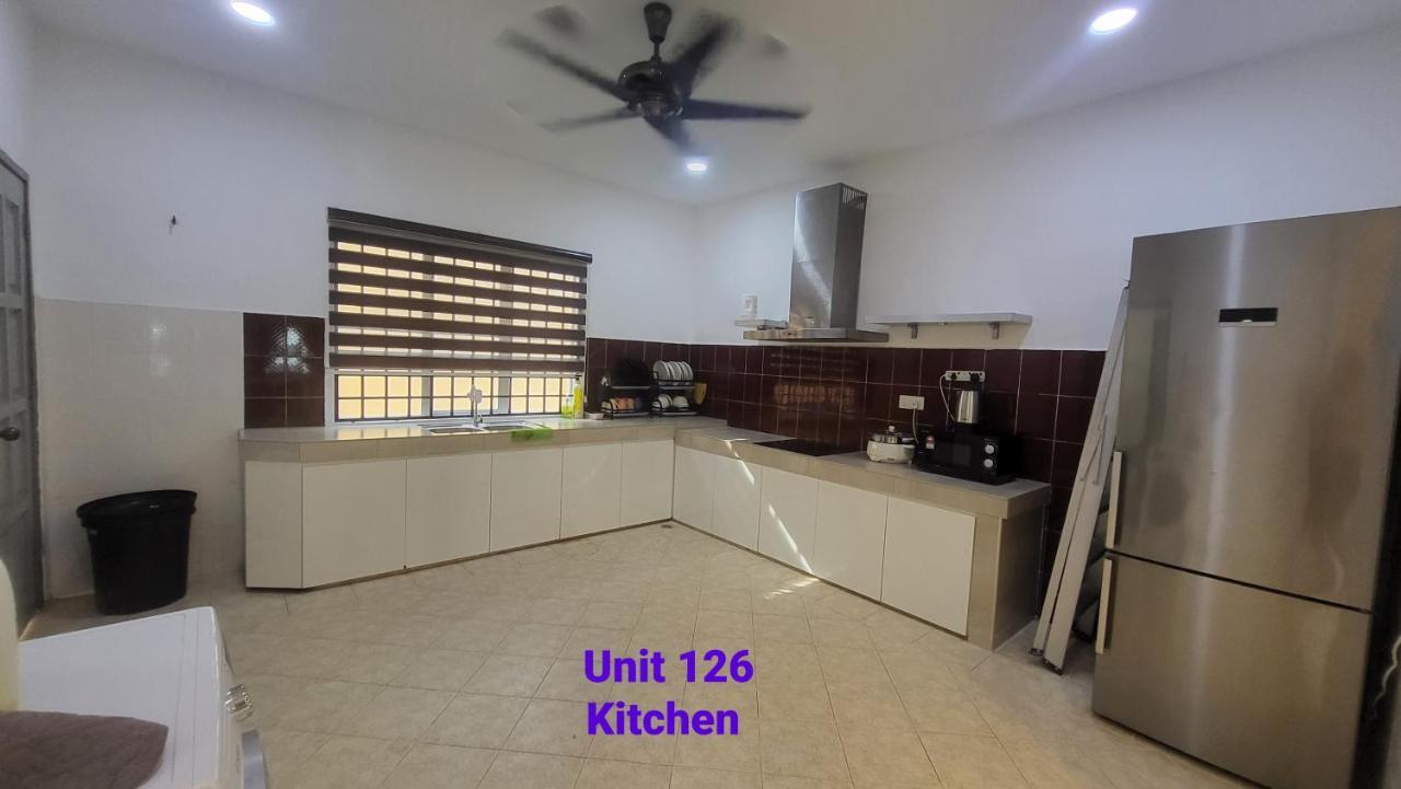 Ipoh Family Villa-Spacious Stay For 21 Or 42Pax Exterior foto