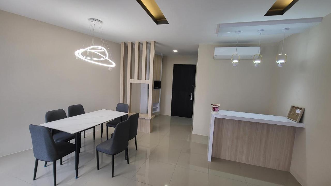 Ipoh Family Villa-Spacious Stay For 21 Or 42Pax Exterior foto