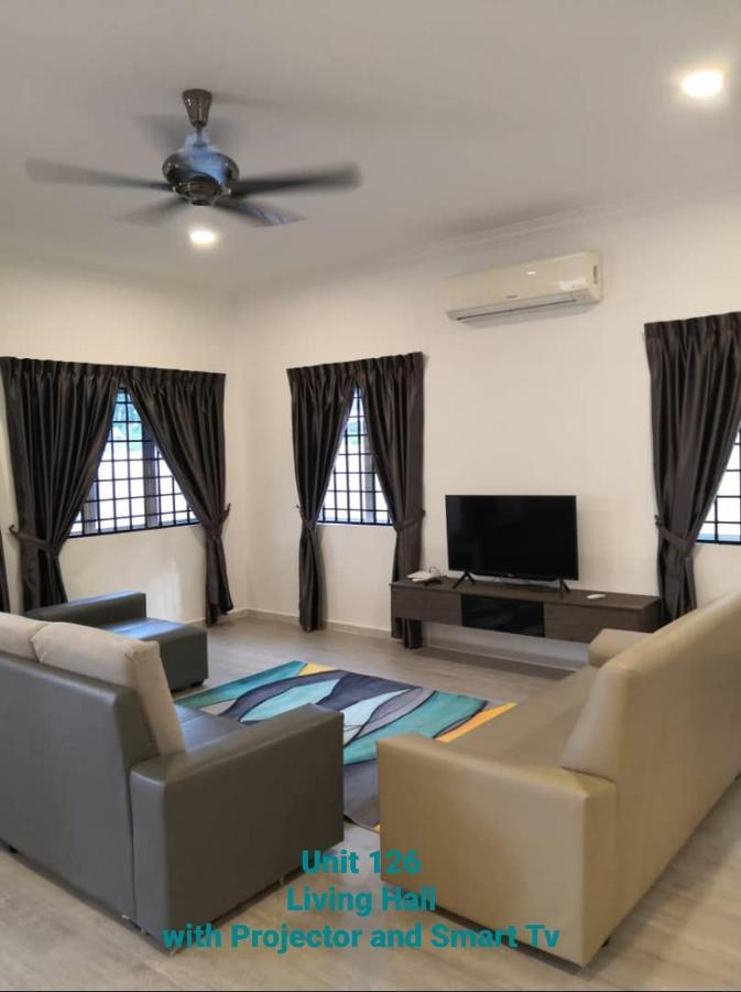 Ipoh Family Villa-Spacious Stay For 21 Or 42Pax Exterior foto