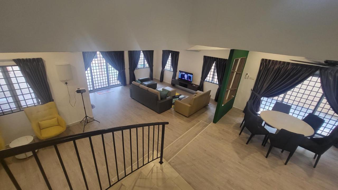 Ipoh Family Villa-Spacious Stay For 21 Or 42Pax Exterior foto