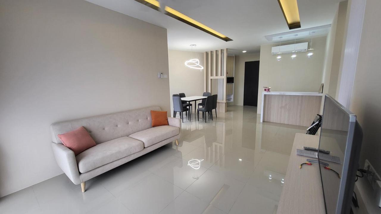 Ipoh Family Villa-Spacious Stay For 21 Or 42Pax Exterior foto