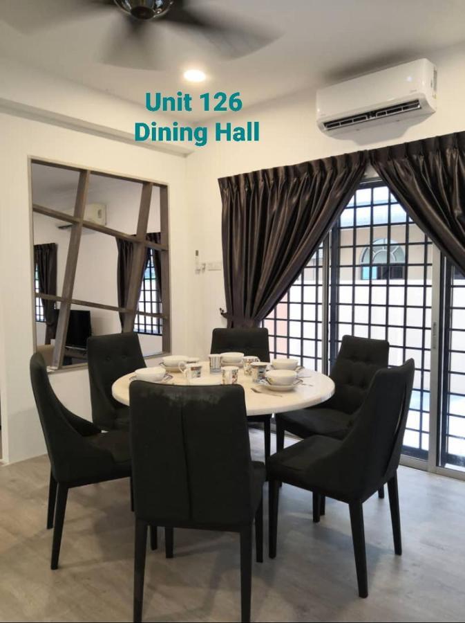 Ipoh Family Villa-Spacious Stay For 21 Or 42Pax Exterior foto