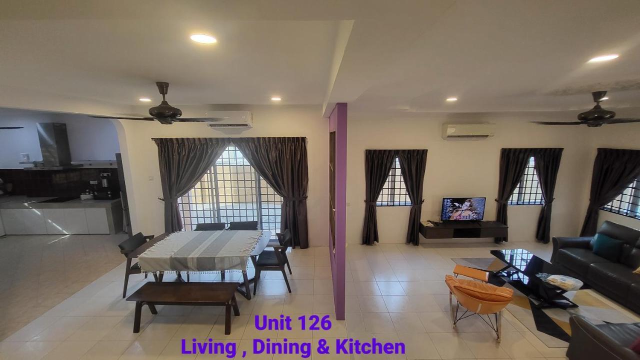 Ipoh Family Villa-Spacious Stay For 21 Or 42Pax Exterior foto