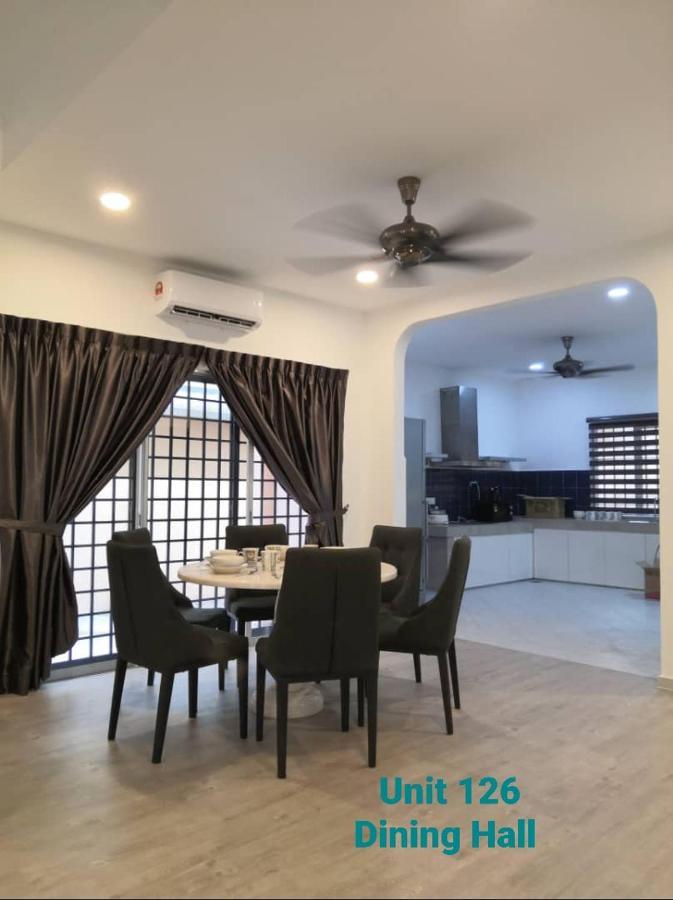 Ipoh Family Villa-Spacious Stay For 21 Or 42Pax Exterior foto